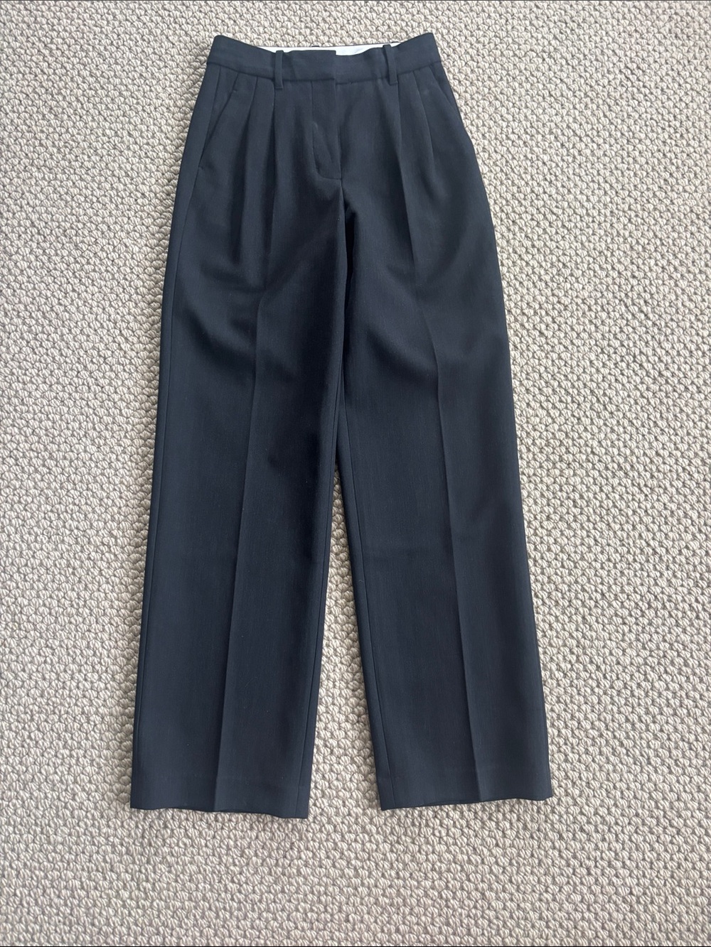 Aritzia Black The Effortless Pant Pleated Wide-Leg Trousers